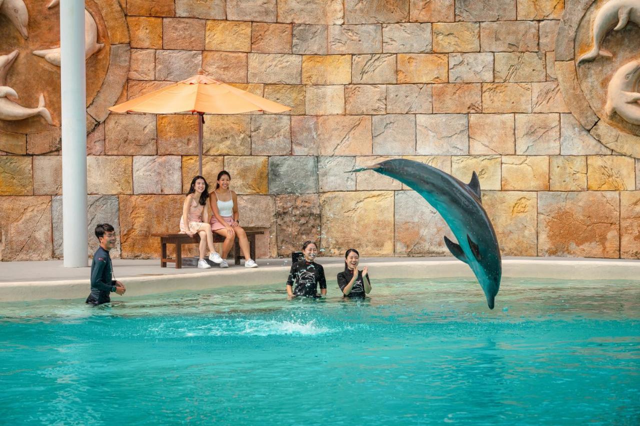 Resorts World Sentosa - Hotel Michael سنغافورة المظهر الخارجي الصورة