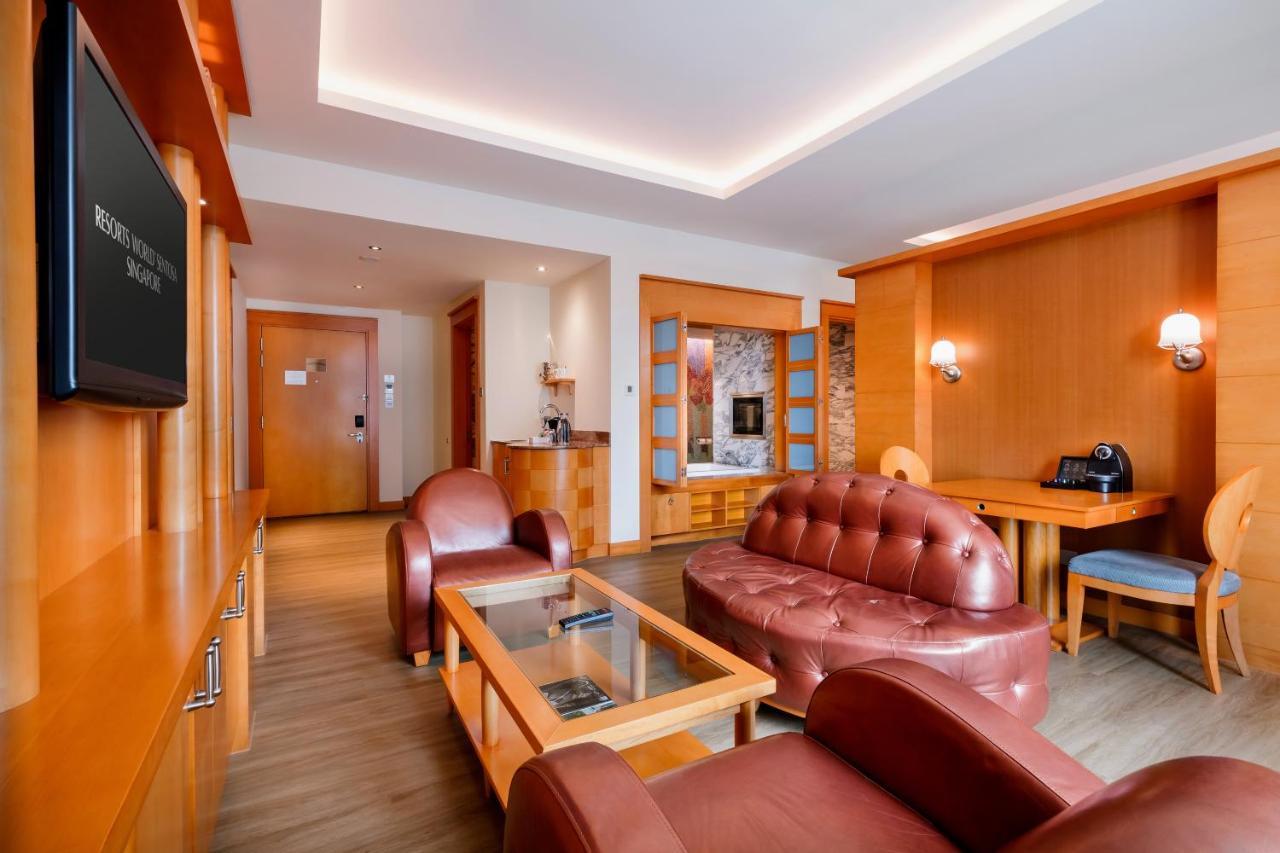 Resorts World Sentosa - Hotel Michael سنغافورة المظهر الخارجي الصورة